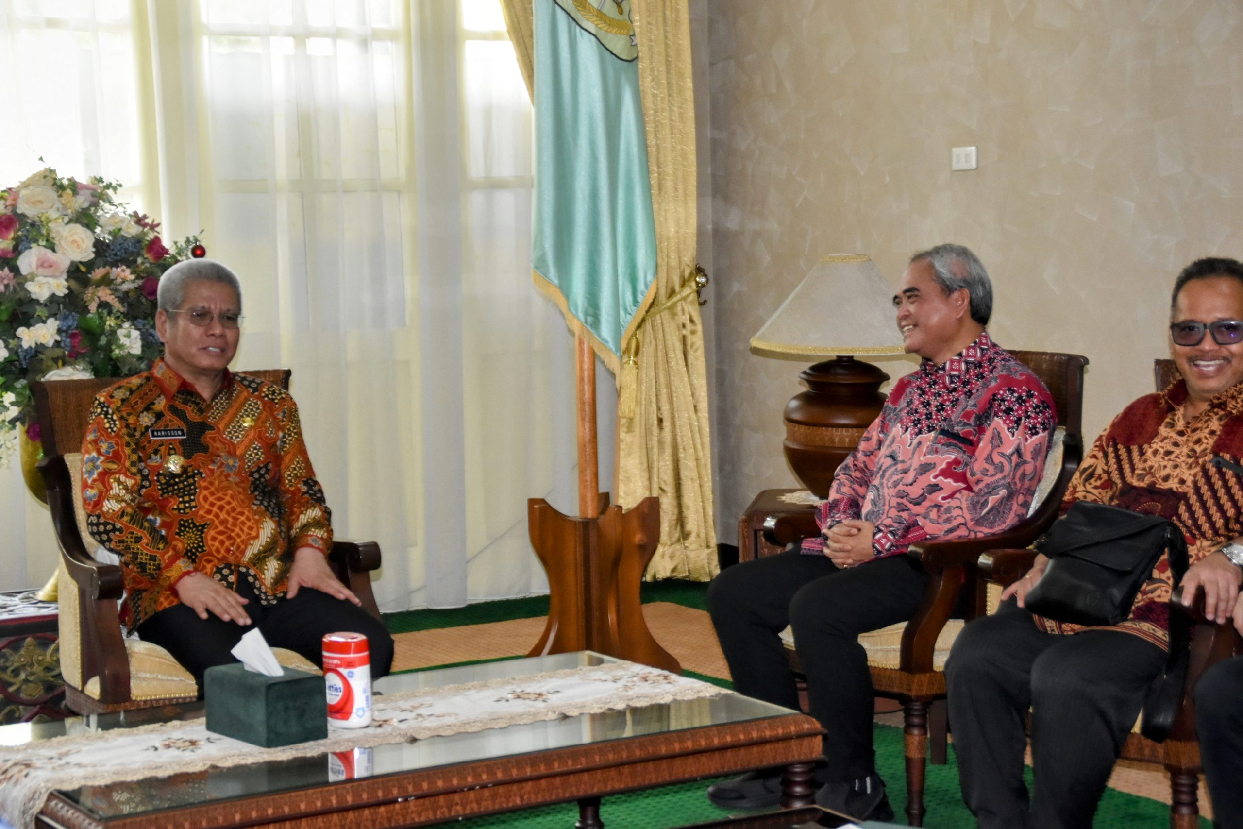Pj Gubernur Kalbar Terima Kunjungan dari Konsulat Jendral RI Kuching
