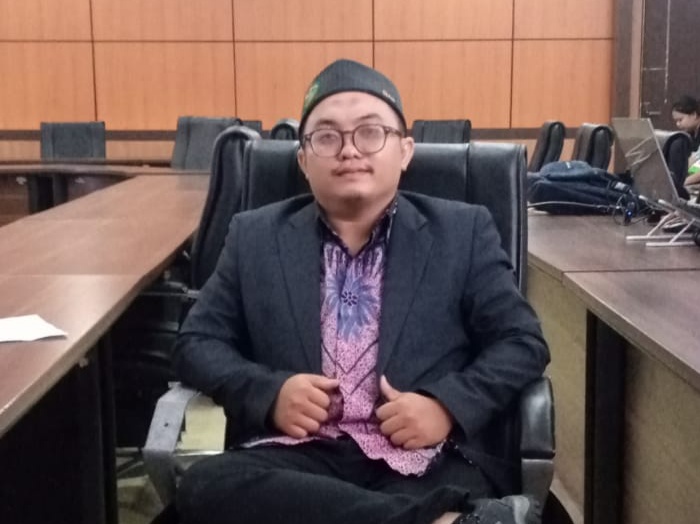 Political Will: Komitmen Pemegang Kekuasaan Pusat, Legislatif dan Eksekutif di Kalbar Mewujudkan Provinsi Sambas Raya