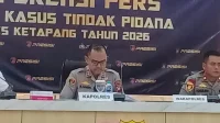 Motif kasus bullying siswa SMP di Tumbang Titi terungkap. Polisi sebut pelaku sakit hati, tiga tersangka anak tidak ditahan namun tetap diproses hukum.