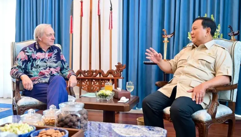 Prabowo dan Ray Dalio bahas prospek ekonomi Indonesia serta penguatan Danantara untuk menarik investor asing dan mempercepat pertumbuhan ekonomi nasional.