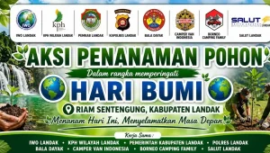 Peringati Hari Bumi, IWO Landak bersama Marwan SH dan Sahat Tinambunan gelar aksi tanam pohon di Riam Sentengung, Ngabang, libatkan komunitas dan masyarakat.