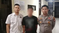 Unggahan video ungkap dugaan pencabulan anak di Sekadau, polisi amankan pelaku dan tingkatkan kasus ke tahap penyidikan.