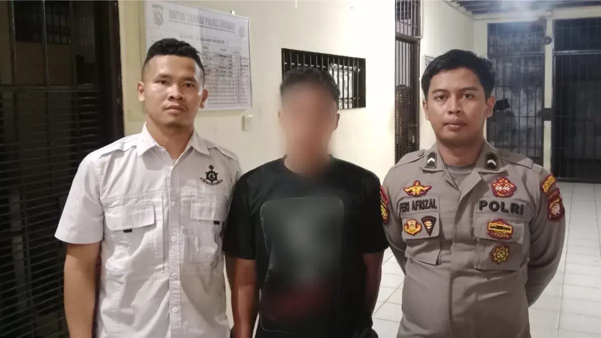 Unggahan video ungkap dugaan pencabulan anak di Sekadau, polisi amankan pelaku dan tingkatkan kasus ke tahap penyidikan.