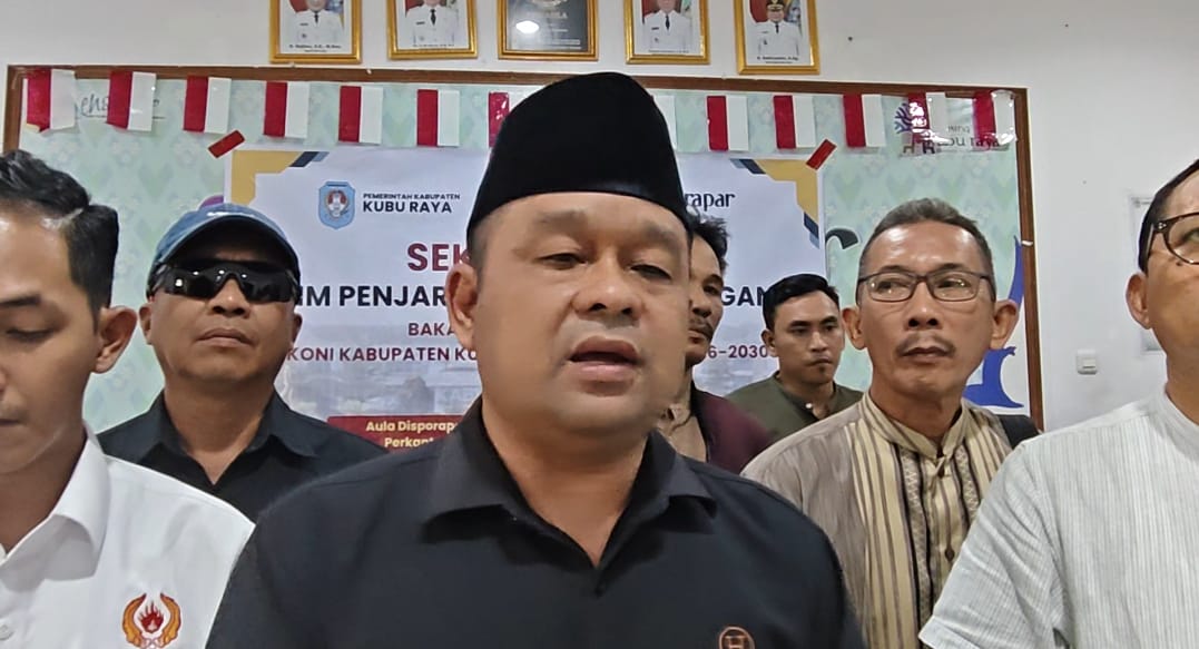 Zulkarnaen maju sebagai calon Ketua KONI Kubu Raya 2026 dengan fokus peningkatan anggaran, pembinaan atlet, dan sinergi pemerintah demi prestasi olahraga.