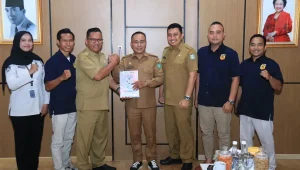 Wakil Gubernur Kalbar Krisantus Kurniawan dukung Kejuaraan Karate INKANAS Kalbar Open 2026 di Pontianak sebagai ajang pembinaan atlet muda dan sportivitas.