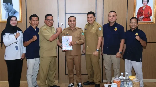 Wakil Gubernur Kalbar Krisantus Kurniawan dukung Kejuaraan Karate INKANAS Kalbar Open 2026 di Pontianak sebagai ajang pembinaan atlet muda dan sportivitas.