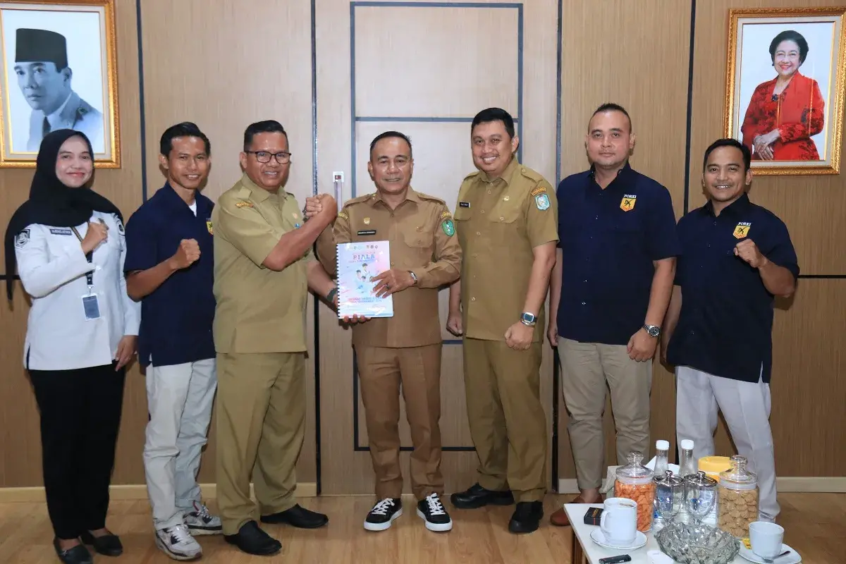 Wakil Gubernur Kalbar Krisantus Kurniawan dukung Kejuaraan Karate INKANAS Kalbar Open 2026 di Pontianak sebagai ajang pembinaan atlet muda dan sportivitas.