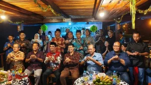 UNU Kalbar menggelar Seminar Nasional Energi Terbarukan di Pontianak, membahas transisi energi hijau, potensi biomassa, dan peluang investasi energi masa depan.
